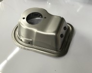 众泰T600加油口盒
